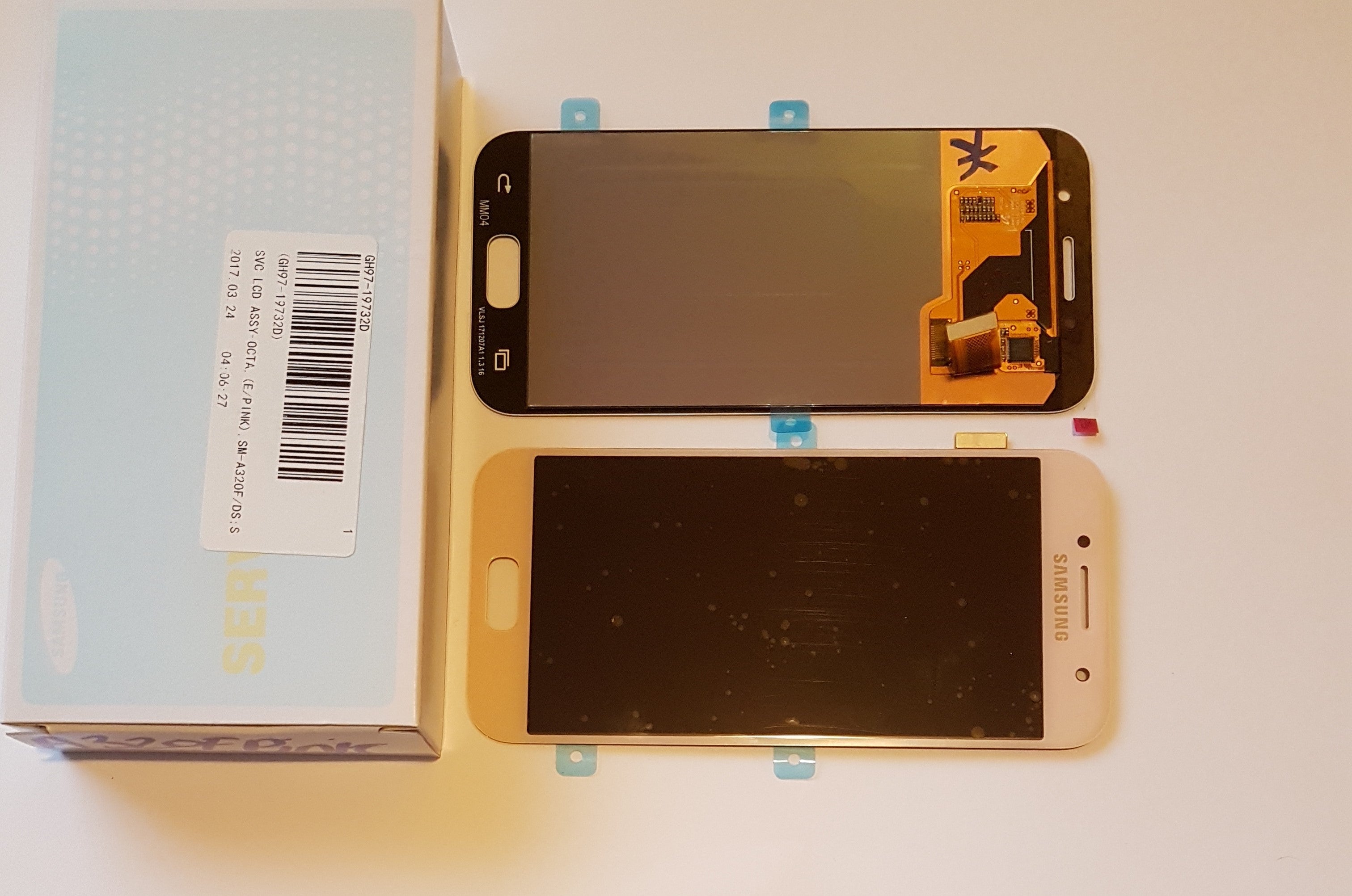 Samsung Galaxy A3 2017 SM-A320F Lcd Touch Screen Display Complete Original Genuine Pink Replacement
